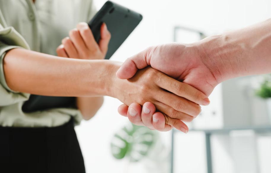 How to Find and Develop New Clients: A Step-by-Step Guide for Exporters