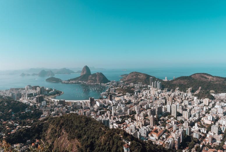 How to Identify High-Value Buyers Using a Brazil Customs Import Database？