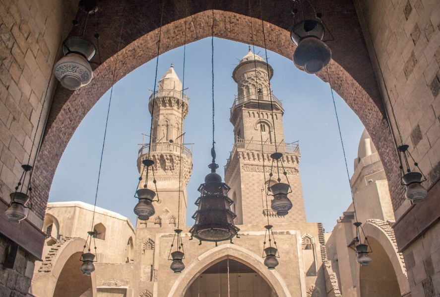 How Beginners in Import-Export Can Accurately Find LED Lights Egypt Importers? - Tendata